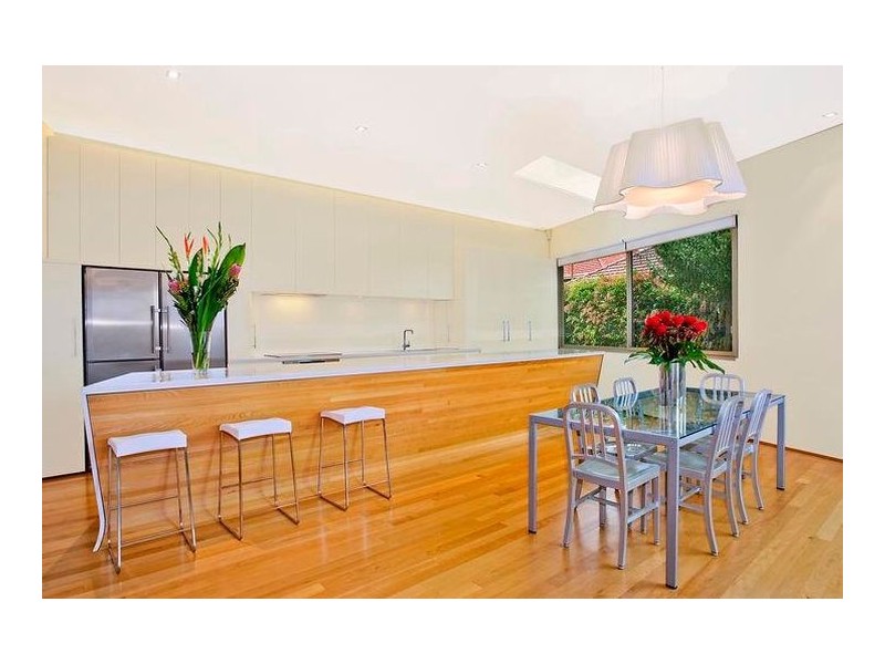 contemporary style kitchen