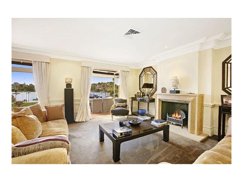 classic style living room