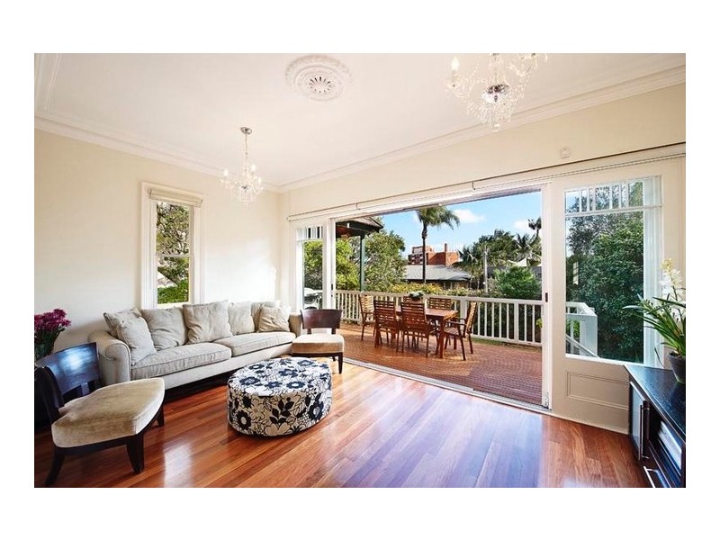 classic style living room