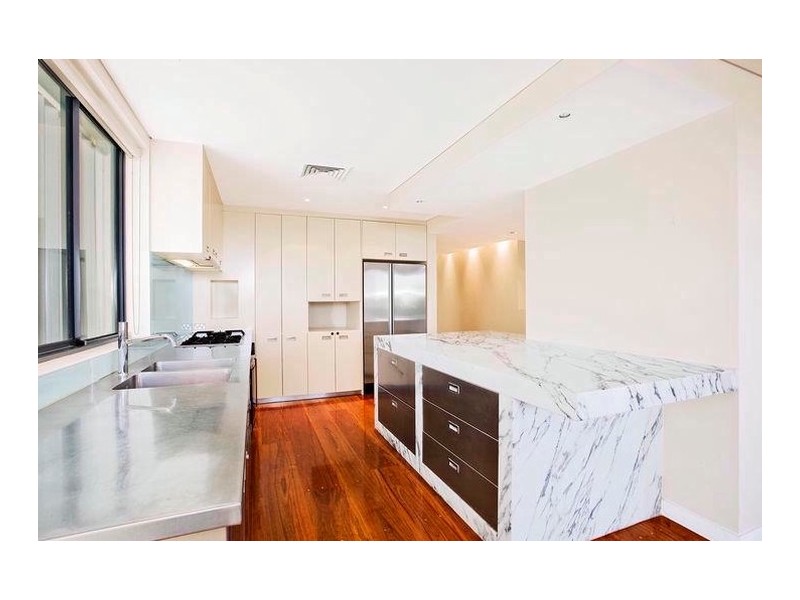 contemporary style kitchen