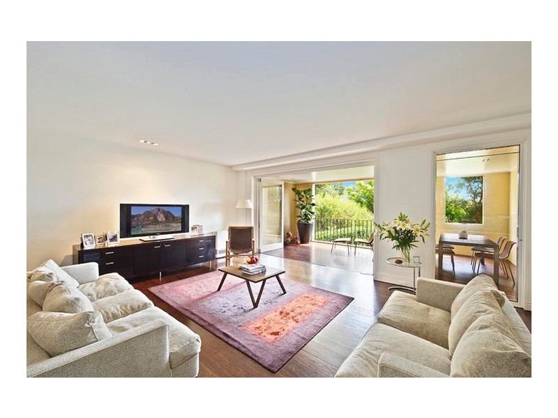 classic style living room