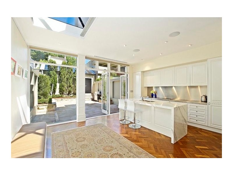 classic style kitchen