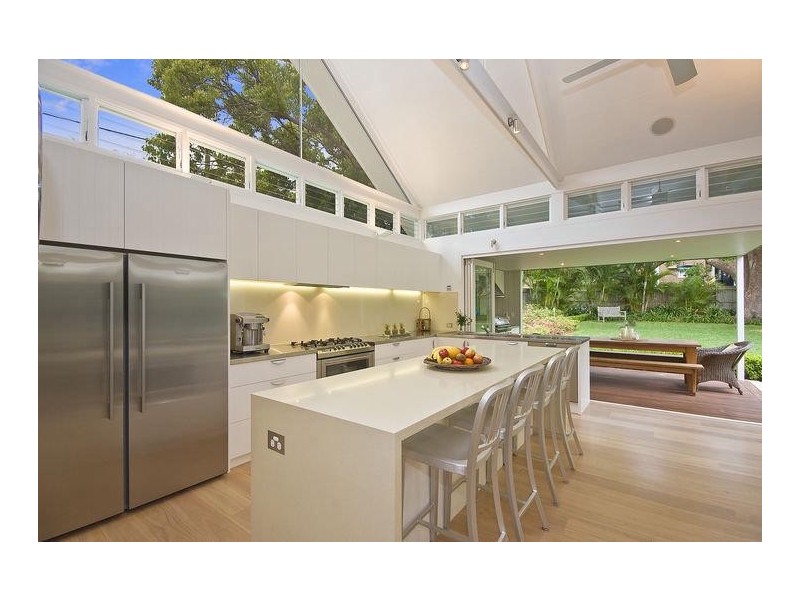 contemporary style kitchen