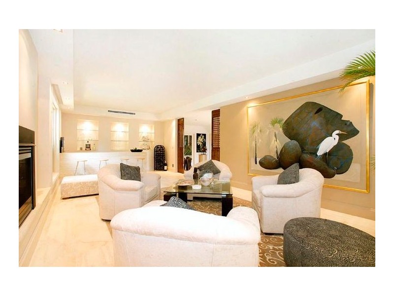 classic style living room