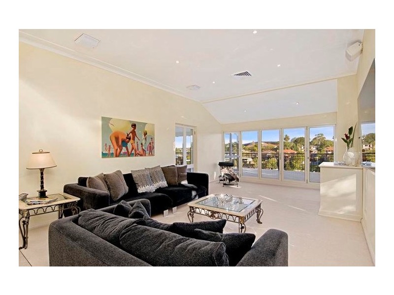 classic style living room