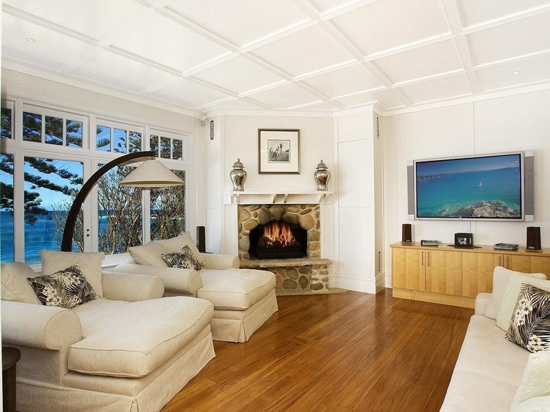 beach style style living room