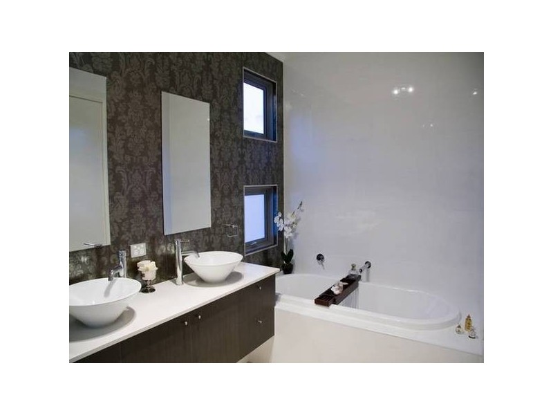 classic style bedroom