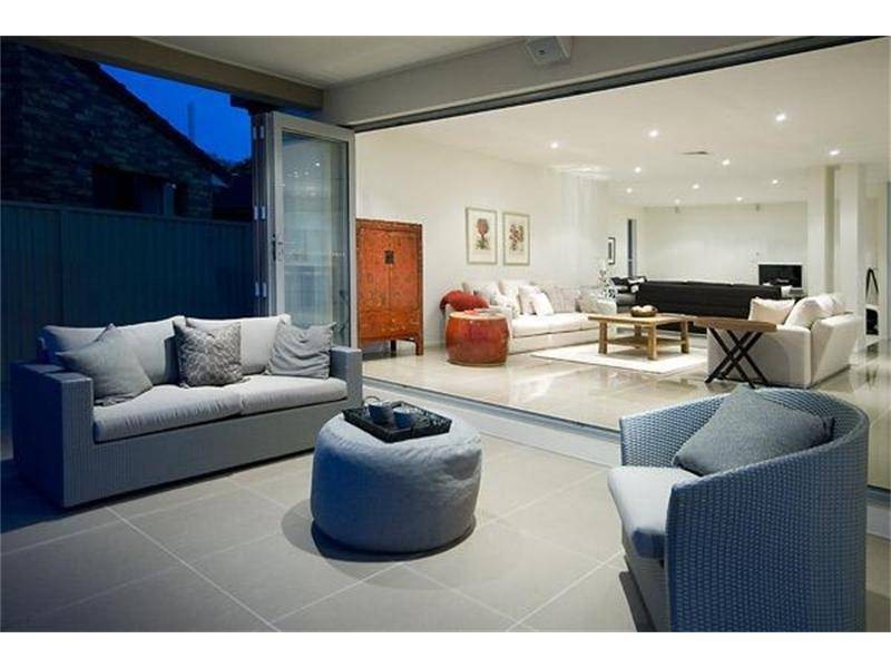 contemporary style living room