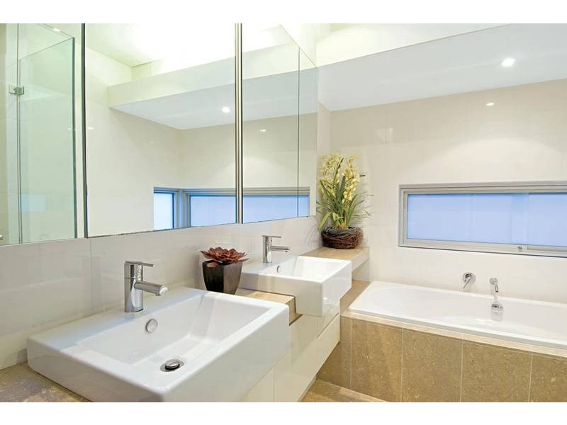 contemporary style bathroom