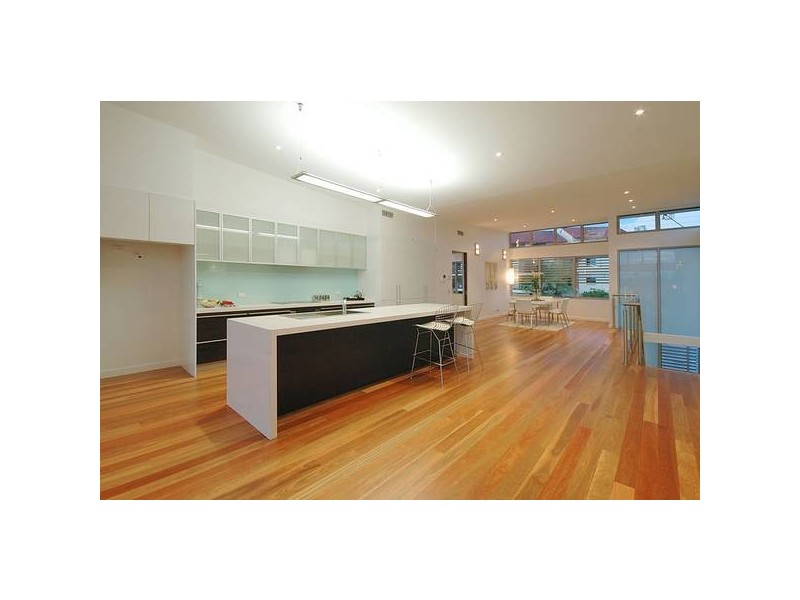 contemporary style kitchen