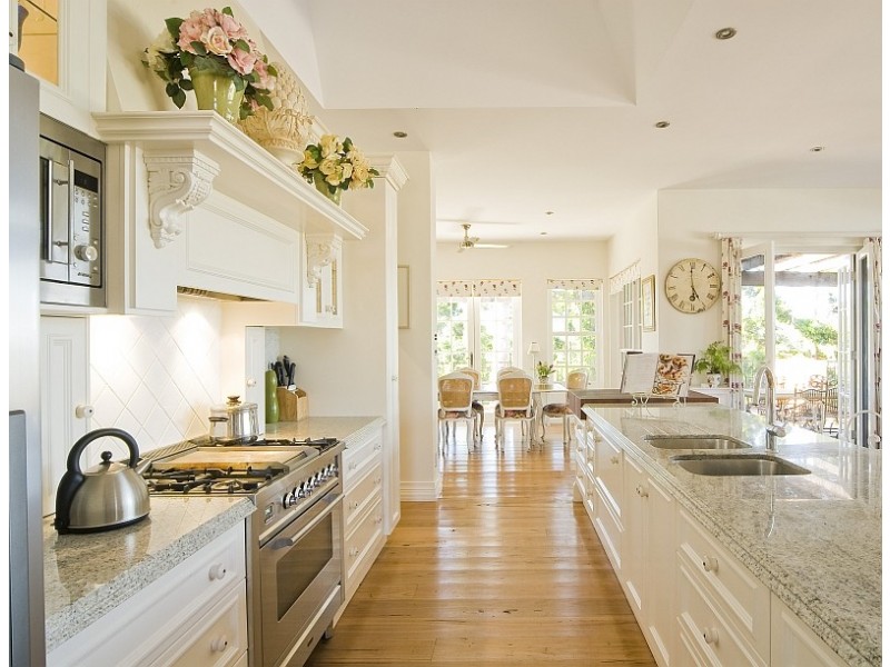 french provincial style kitchen