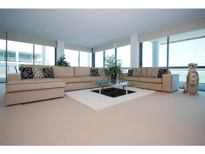 contemporary style living room