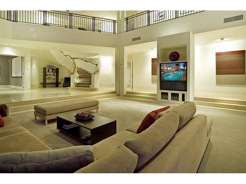 contemporary style living room