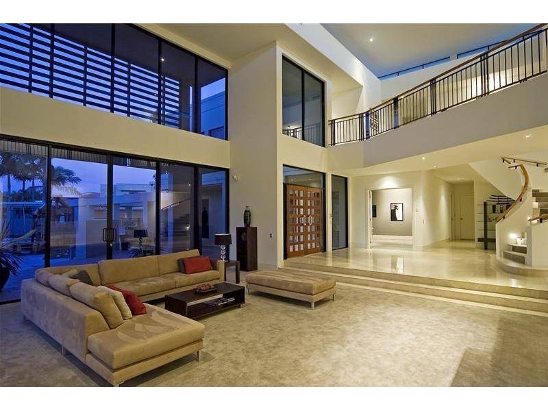 contemporary style living room