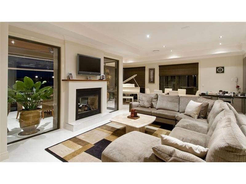 classic style living room