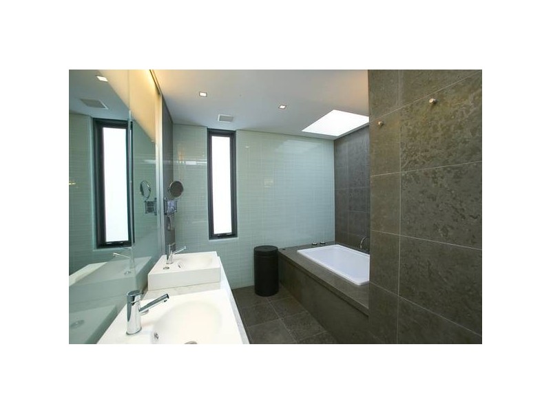 contemporary style bathroom