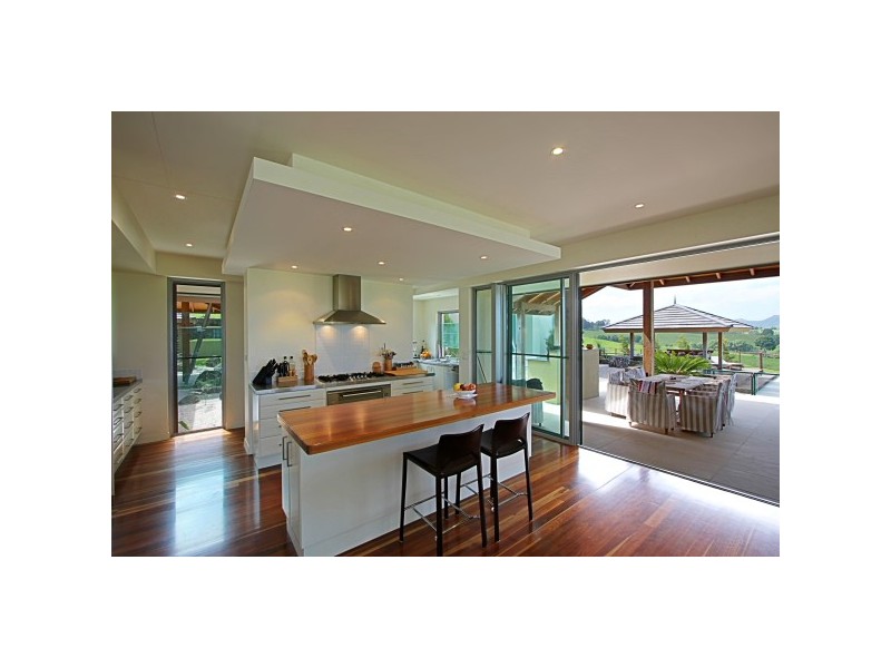 beach style style kitchen