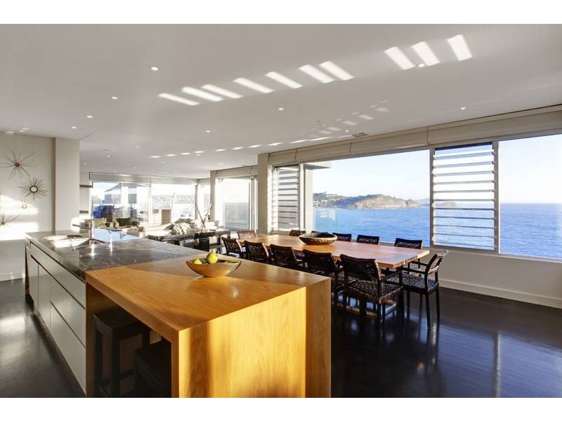 contemporary style kitchen