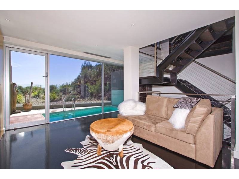 contemporary style living room