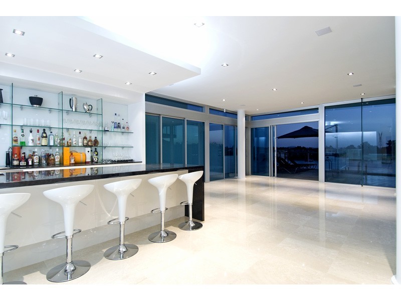 contemporary style kitchen