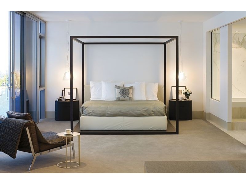 classic style bedroom