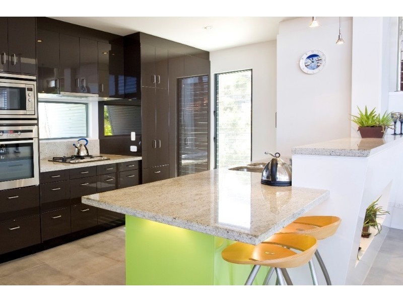 contemporary style kitchen