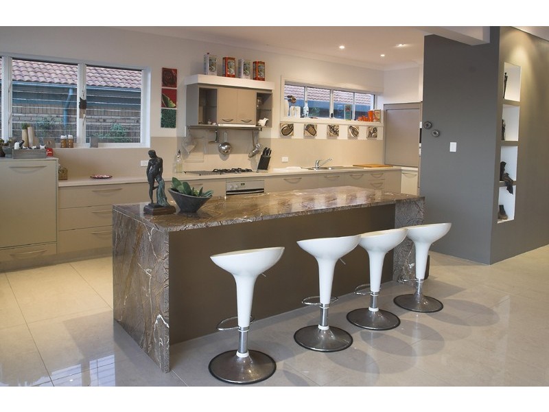 contemporary style kitchen