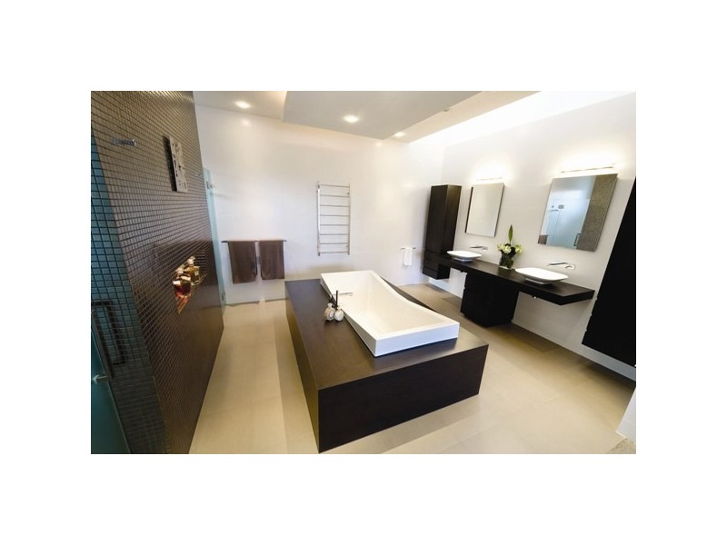 contemporary style bathroom