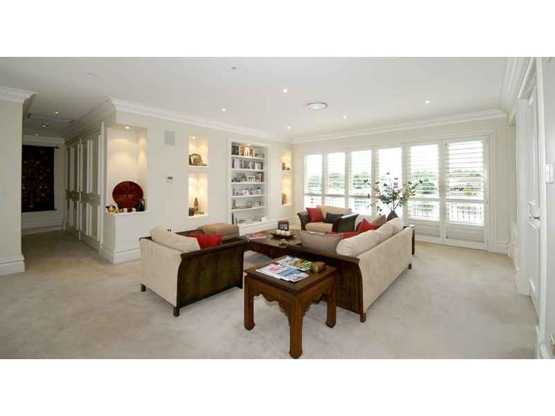 classic style living room