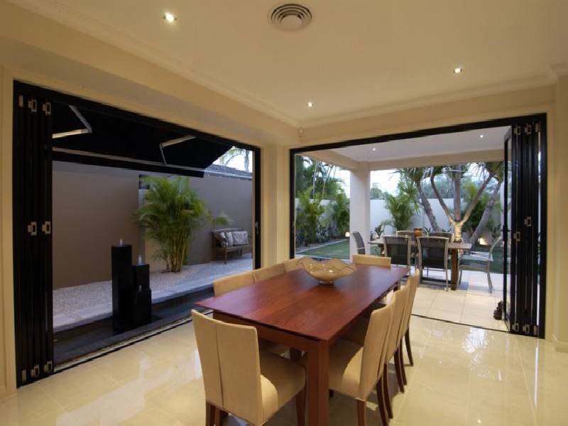 contemporary style dining room