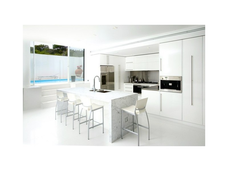 contemporary style kitchen