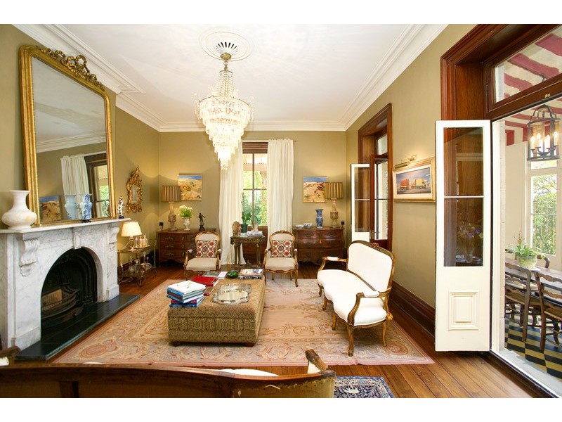 classic style living room