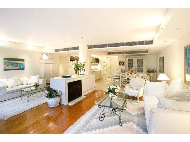 classic style living room