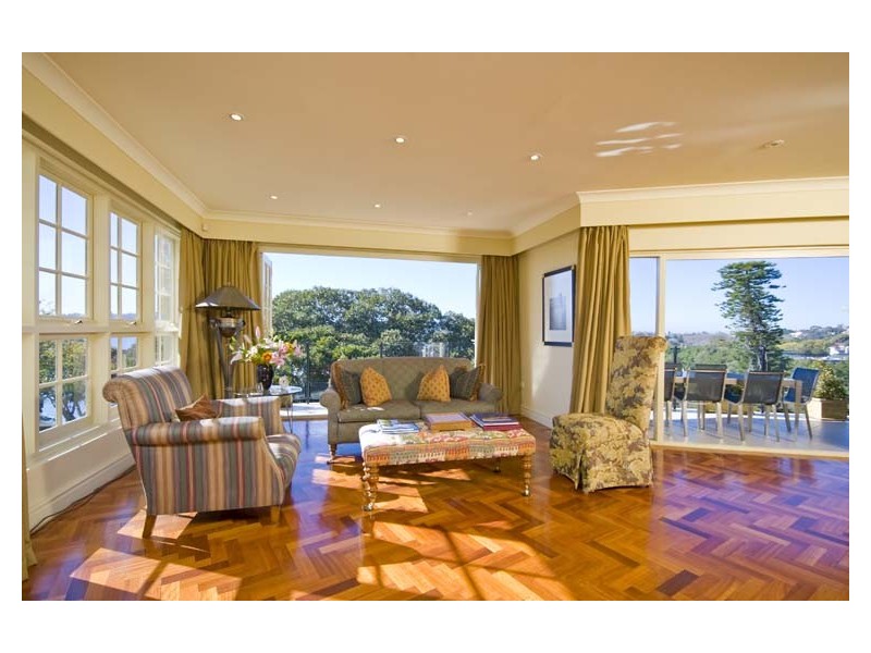 classic style living room