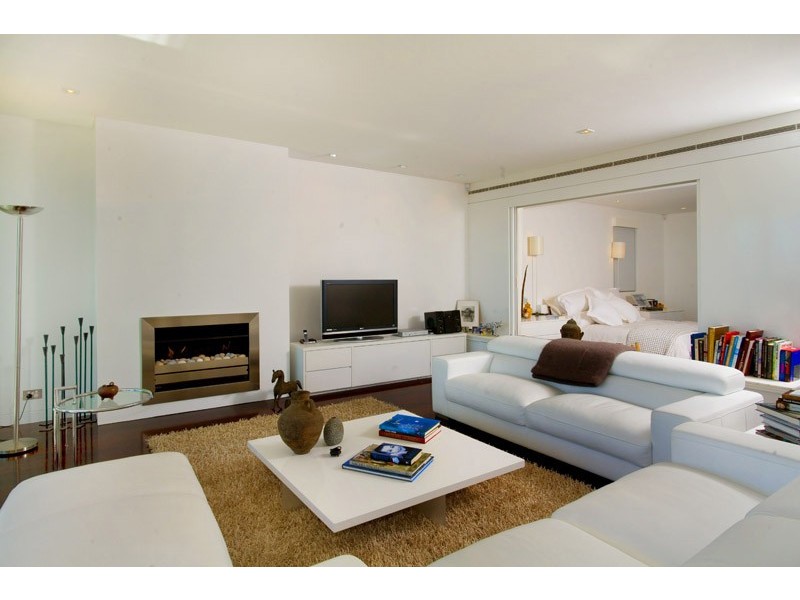 contemporary style living room