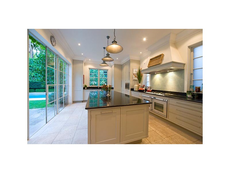 classic style kitchen