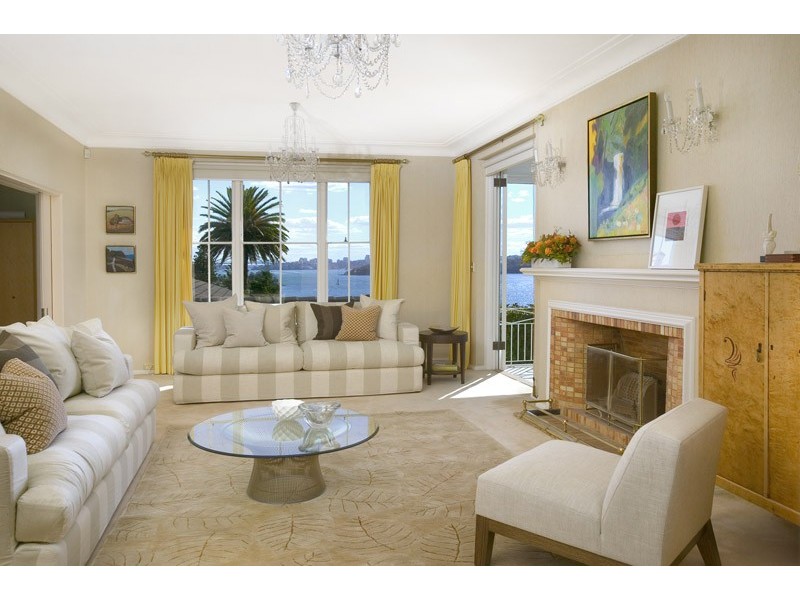 classic style living room