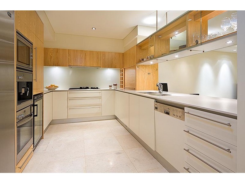 contemporary style kitchen