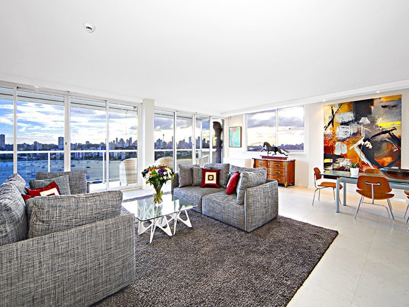 contemporary style living room