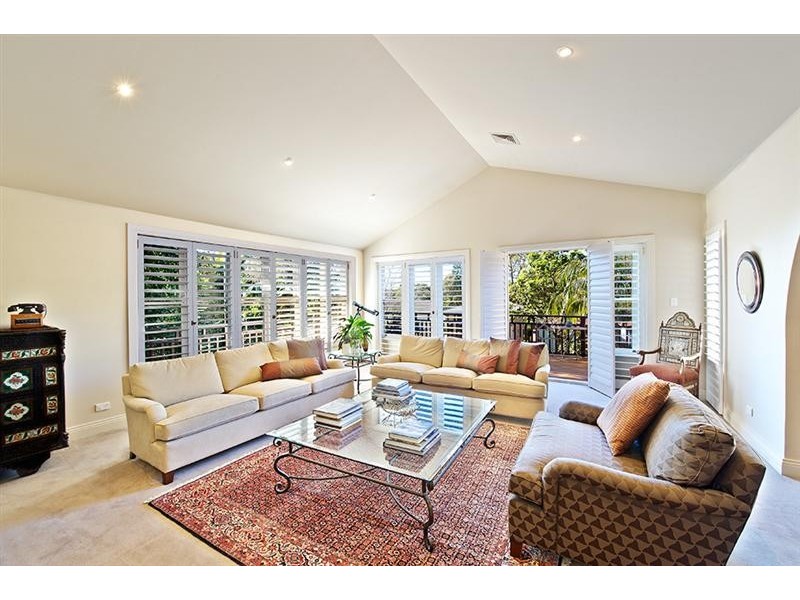 classic style living room