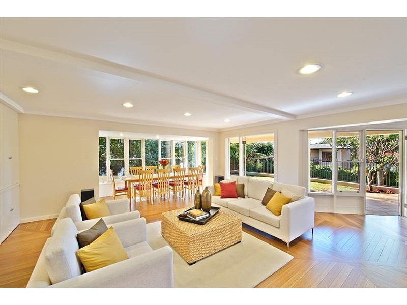 contemporary style living room