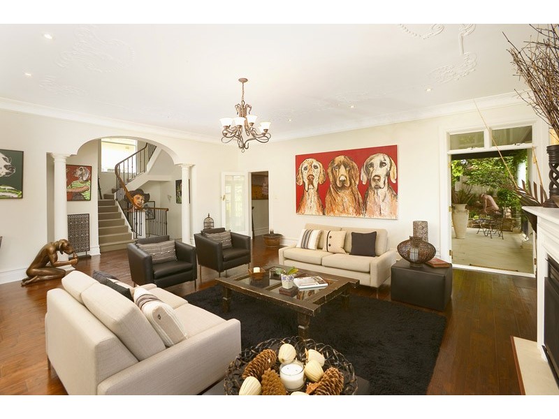 classic style living room