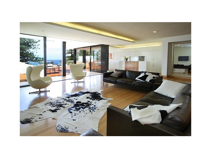 contemporary style living room