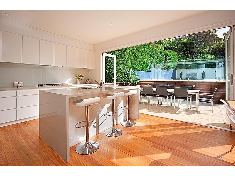 contemporary style kitchen