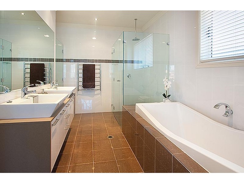 contemporary style bathroom