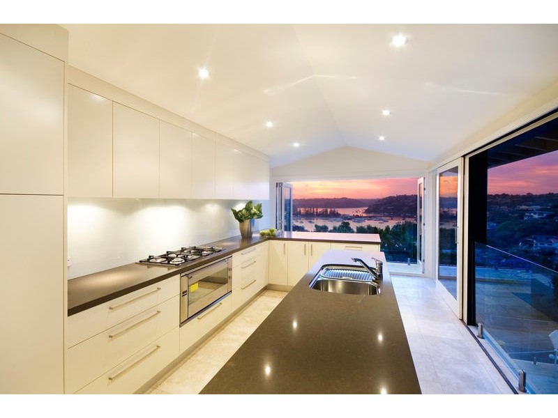 contemporary style kitchen