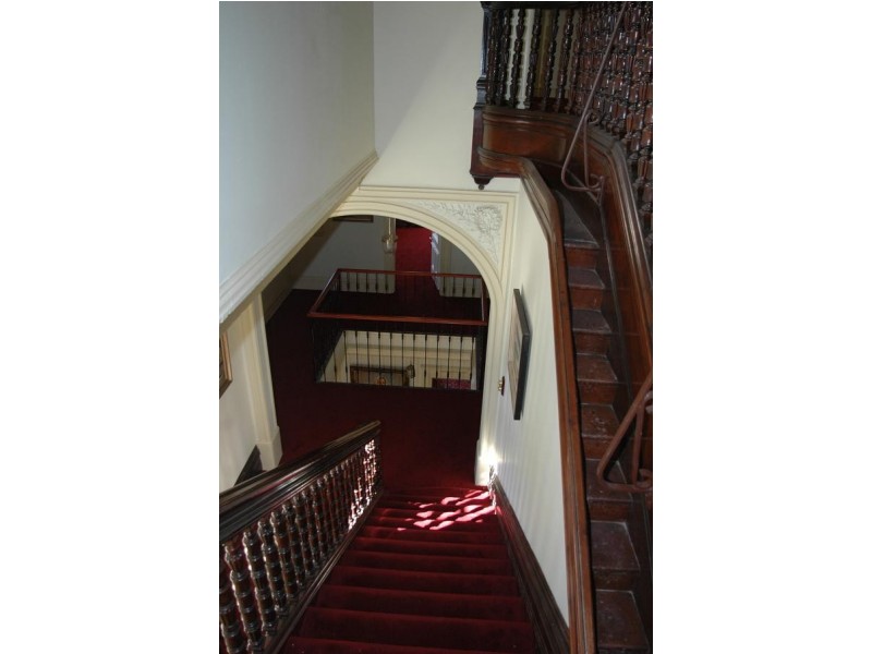 classic style bathroom