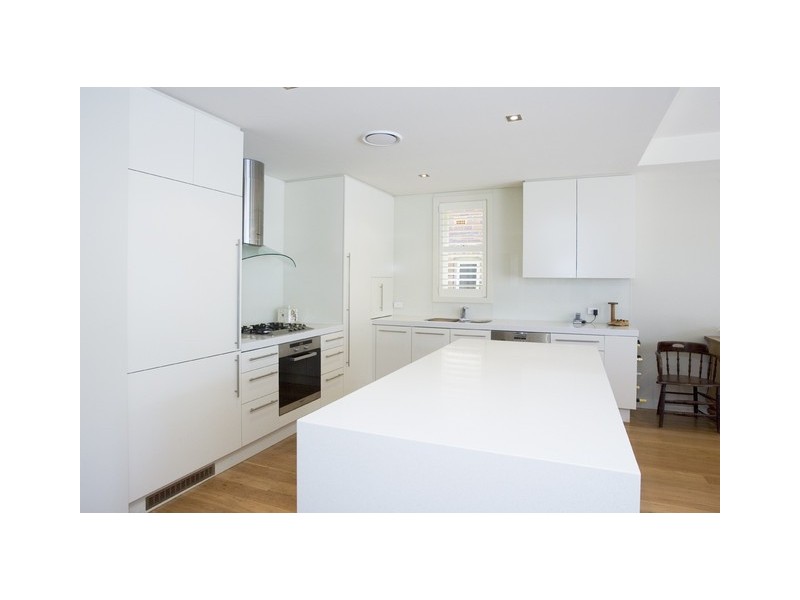 contemporary style kitchen