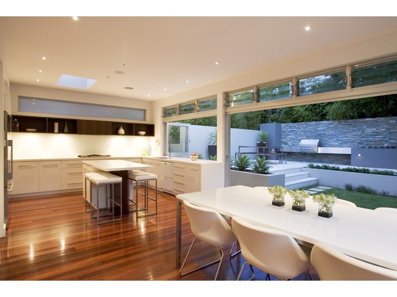 contemporary style kitchen