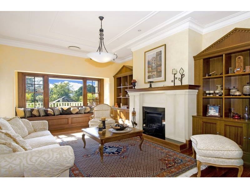 classic style living room